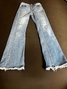 KanCan High Rise Button Fly Flare Jeans Frayed Hem Light Wash Size 7/27